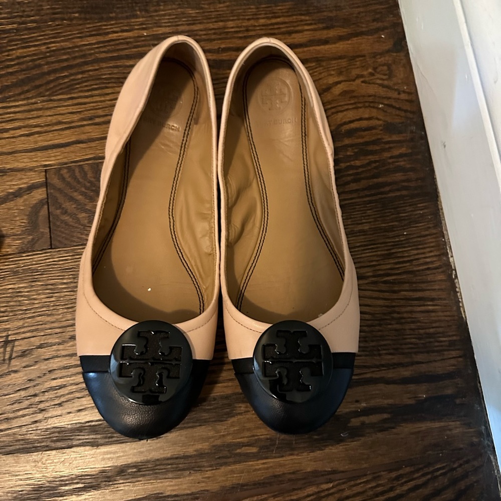 Tory Burch cap toe flat